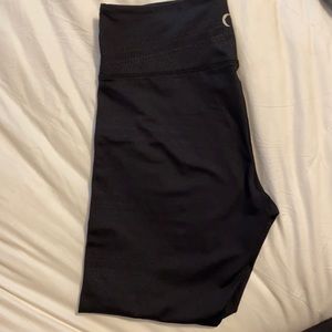 Zyia Black 7/8 leggings size 8-10